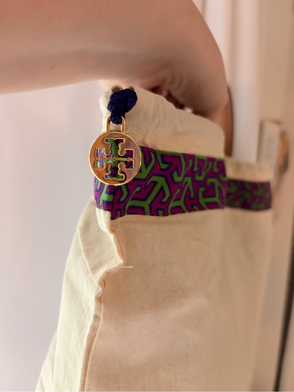Tory Burch Lee Radziwill Small Double Shoulder Bag - Picture 14 of 15